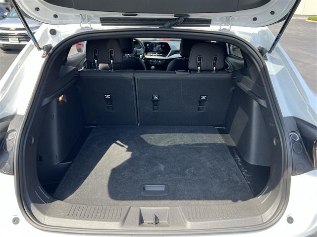 used 2024 Chevrolet Trax car, priced at $21,923