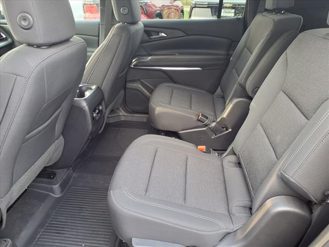 new 2025 Chevrolet Traverse car, priced at $41,097