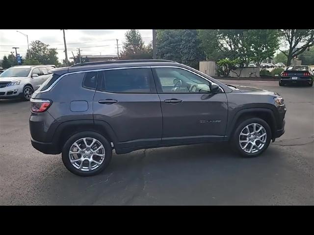 used 2022 Jeep Compass car, priced at $22,918