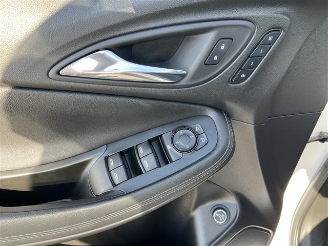 used 2022 Buick Encore GX car, priced at $22,449