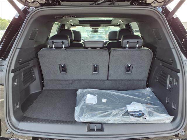 new 2025 Chevrolet Traverse car, priced at $58,160