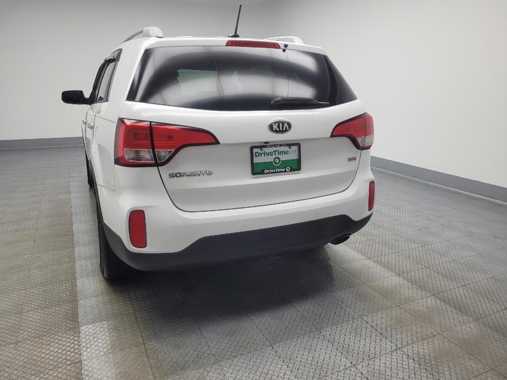 used 2015 Kia Sorento car, priced at $14,995