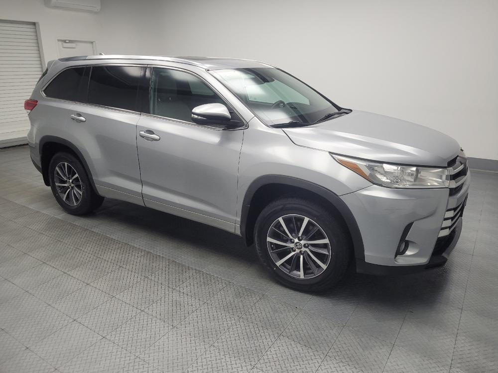 used 2018 Toyota Highlander car, priced at $23,395