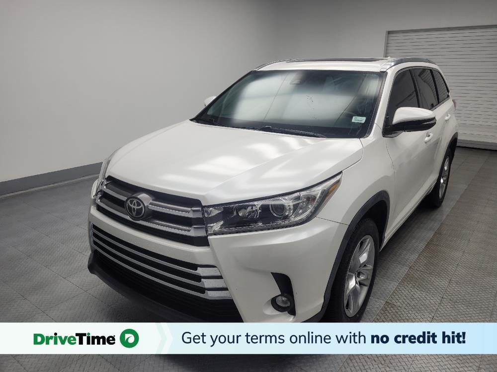 used 2019 Toyota Highlander car, priced at $24,695