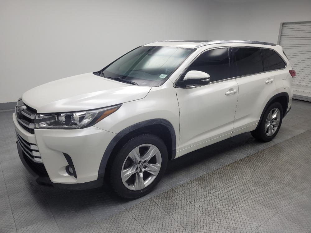 used 2019 Toyota Highlander car, priced at $24,695