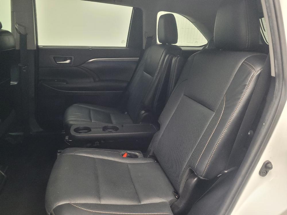 used 2019 Toyota Highlander car, priced at $24,695