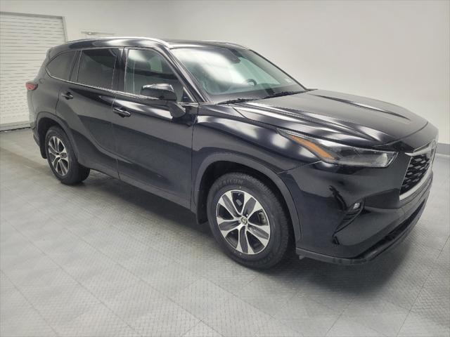 used 2021 Toyota Highlander car, priced at $31,495