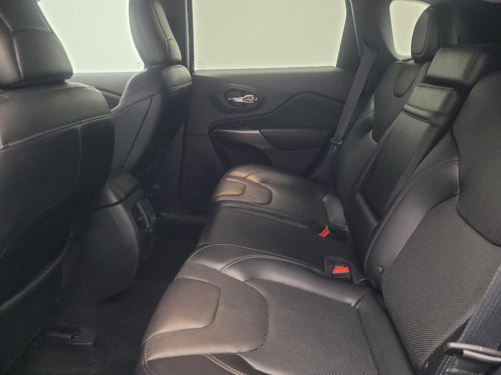 used 2019 Jeep Cherokee car, priced at $18,995