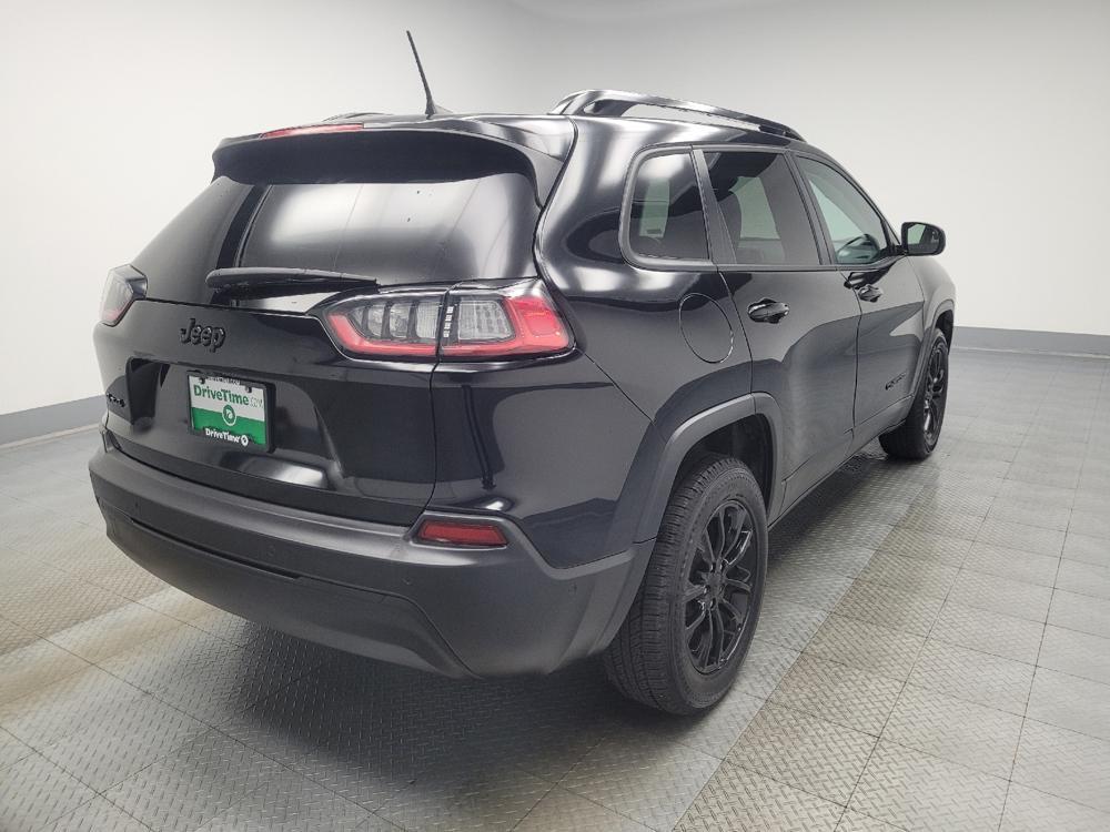 used 2023 Jeep Cherokee car, priced at $25,895