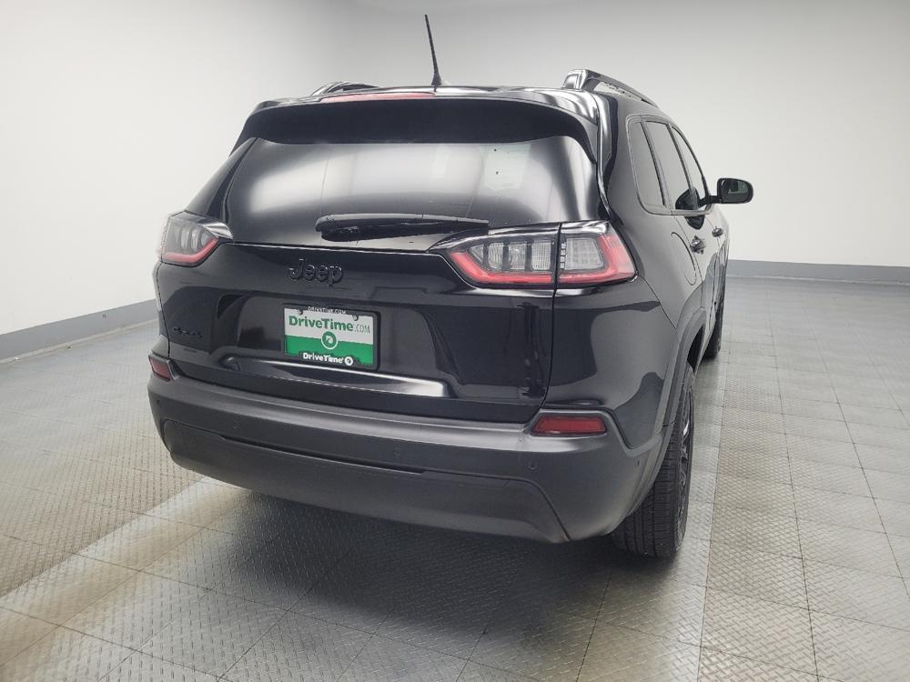 used 2023 Jeep Cherokee car, priced at $25,895