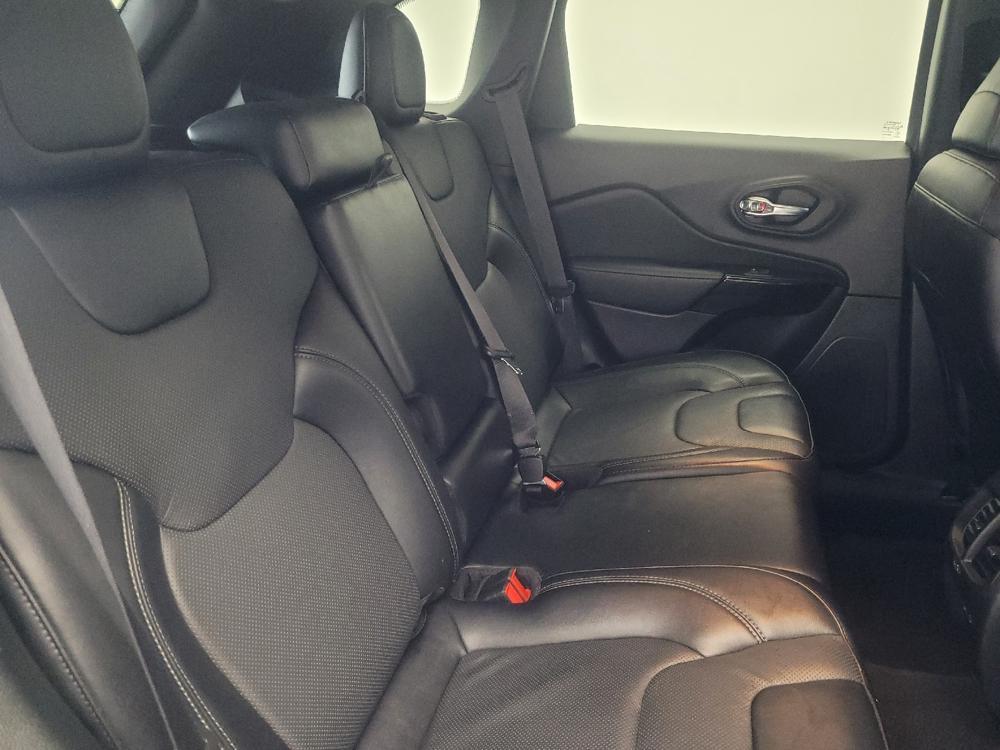 used 2023 Jeep Cherokee car, priced at $25,895