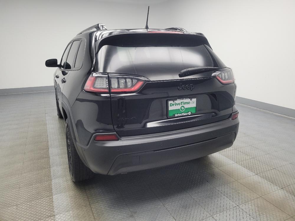 used 2023 Jeep Cherokee car, priced at $25,895