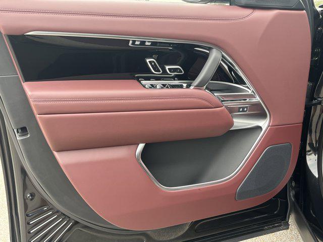 new 2025 Land Rover Range Rover car, priced at $154,105