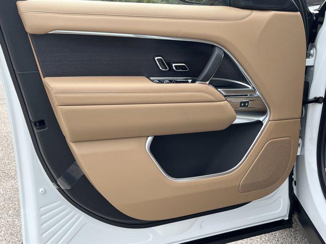 new 2025 Land Rover Range Rover car, priced at $142,955