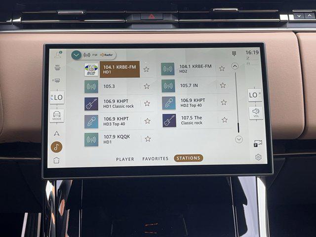 new 2025 Land Rover Range Rover Sport car, priced at $113,290