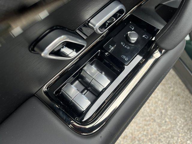 new 2025 Land Rover Range Rover Sport car, priced at $113,290