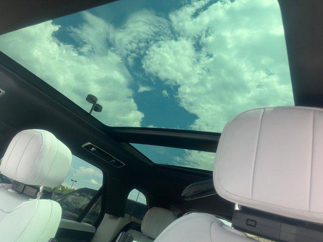 new 2025 Land Rover Range Rover Sport car, priced at $94,612