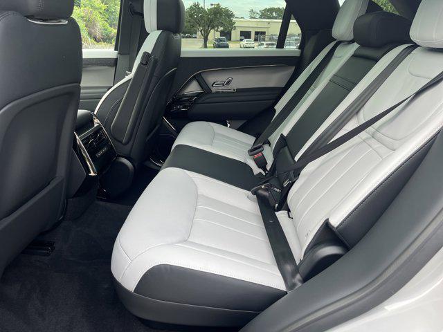 new 2025 Land Rover Range Rover Sport car, priced at $100,425