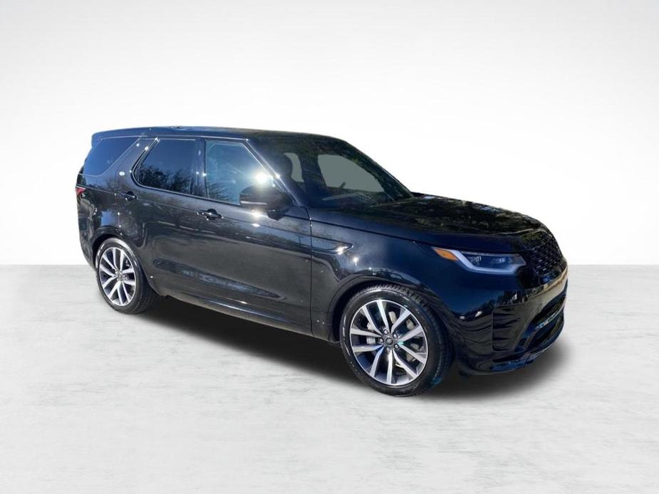 new 2024 Land Rover Discovery car, priced at $76,563