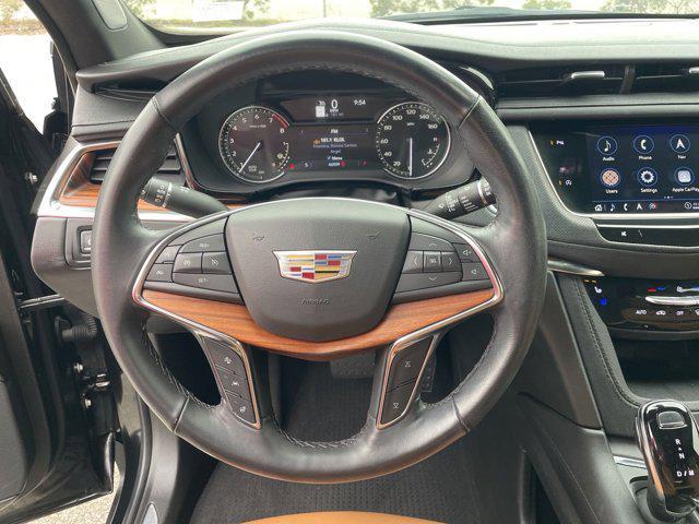 used 2023 Cadillac XT5 car, priced at $28,997