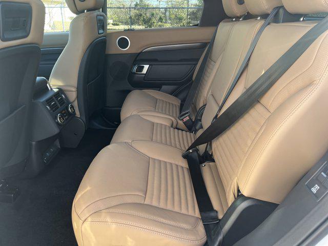 new 2025 Land Rover Discovery car, priced at $84,728