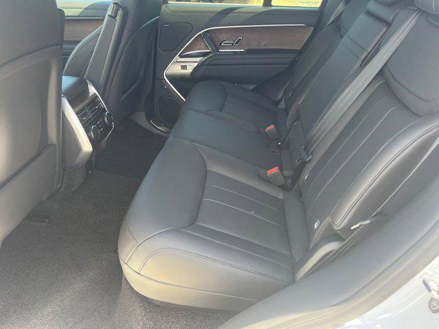 new 2025 Land Rover Range Rover car, priced at $118,801