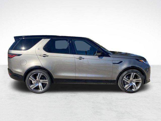 new 2024 Land Rover Discovery car, priced at $82,618