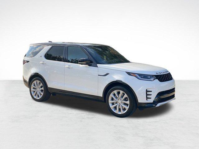 new 2024 Land Rover Discovery car, priced at $69,818