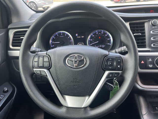 used 2019 Toyota Highlander car, priced at $19,797