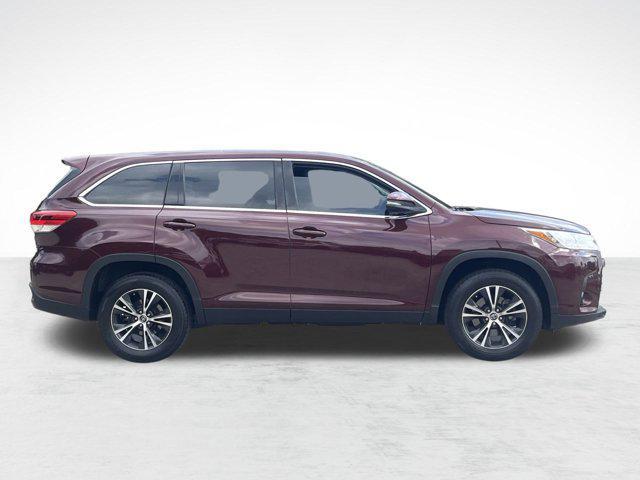 used 2019 Toyota Highlander car, priced at $19,797