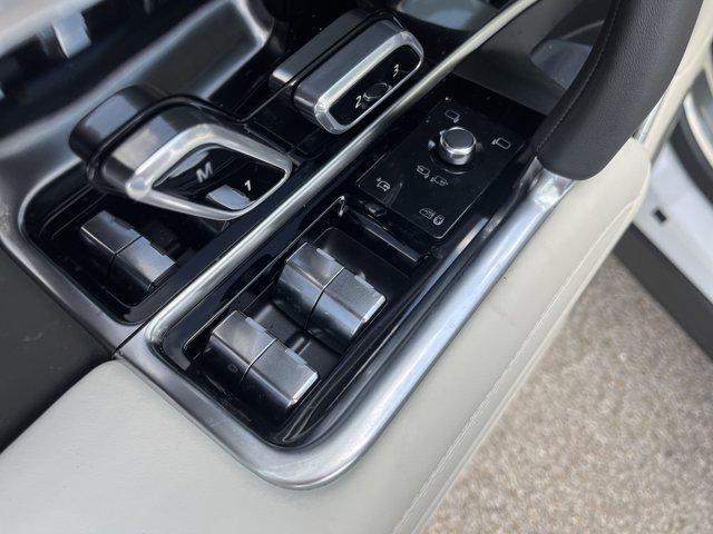 new 2025 Land Rover Range Rover car, priced at $173,290