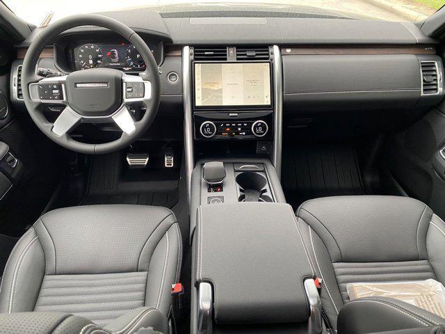 used 2024 Land Rover Discovery car, priced at $75,518