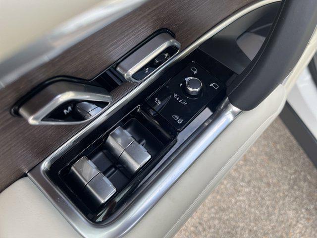 new 2025 Land Rover Range Rover car, priced at $138,880