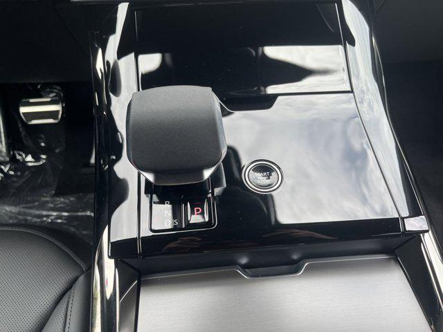 new 2025 Land Rover Range Rover Sport car, priced at $100,862