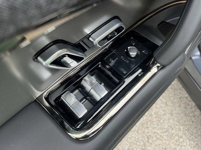 new 2025 Land Rover Range Rover Sport car, priced at $105,145