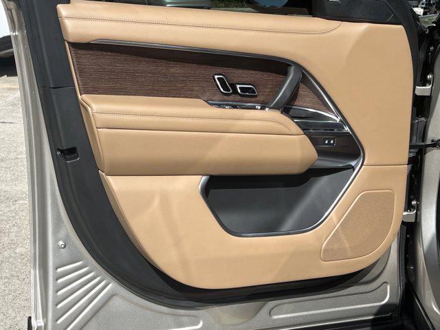 used 2023 Land Rover Range Rover car, priced at $103,998