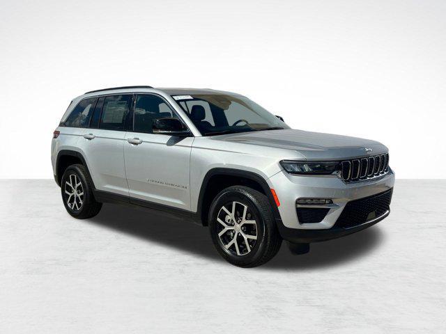 used 2024 Jeep Grand Cherokee car, priced at $26,998