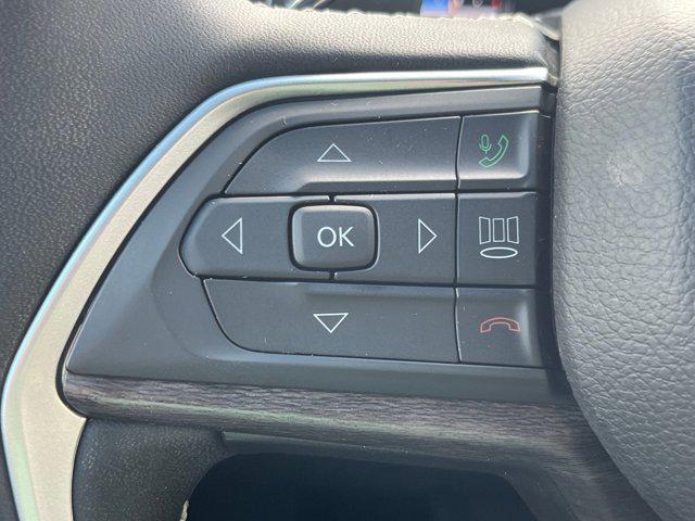 used 2024 Jeep Grand Cherokee car, priced at $26,998