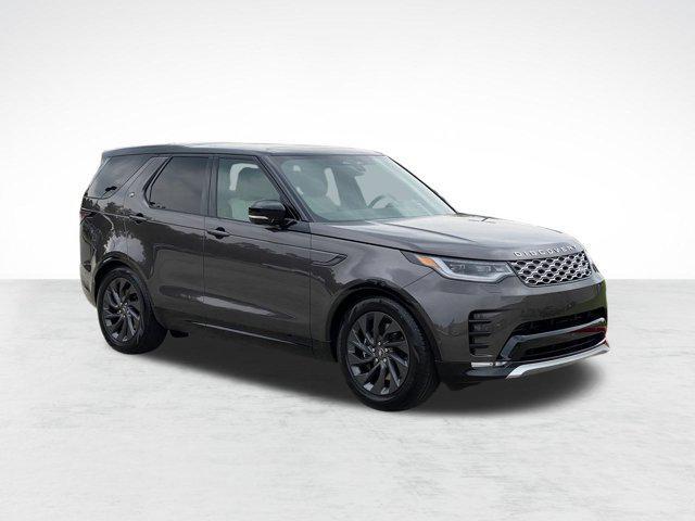 used 2024 Land Rover Discovery car, priced at $70,555