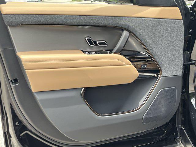 new 2025 Land Rover Range Rover Sport car, priced at $90,580