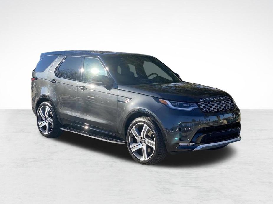 new 2024 Land Rover Discovery car, priced at $86,153