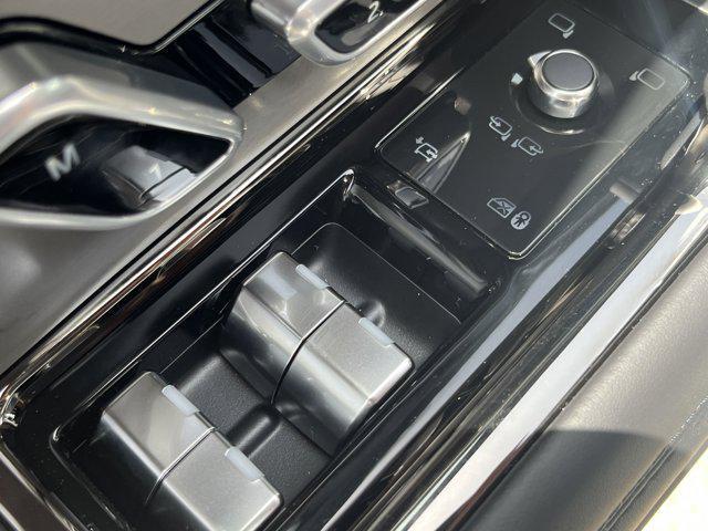 new 2025 Land Rover Range Rover Sport car, priced at $98,370