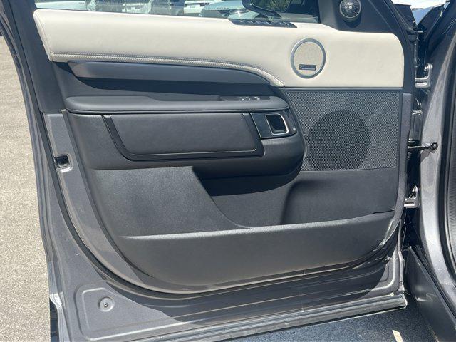 new 2025 Land Rover Discovery car, priced at $84,828