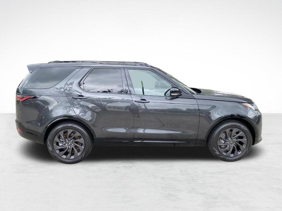 new 2024 Land Rover Discovery car, priced at $75,112