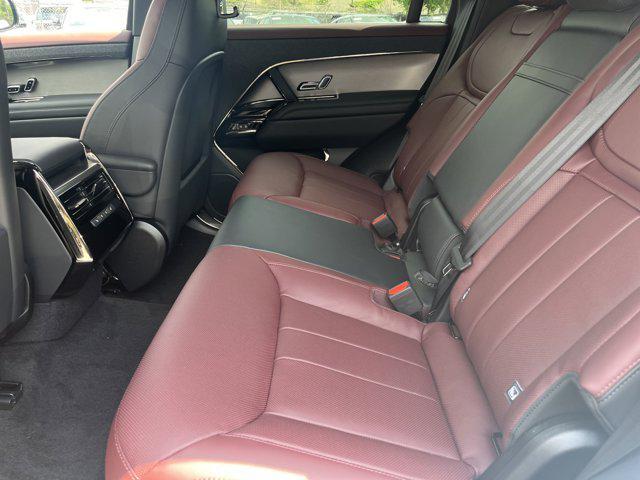 new 2025 Land Rover Range Rover Sport car, priced at $118,145