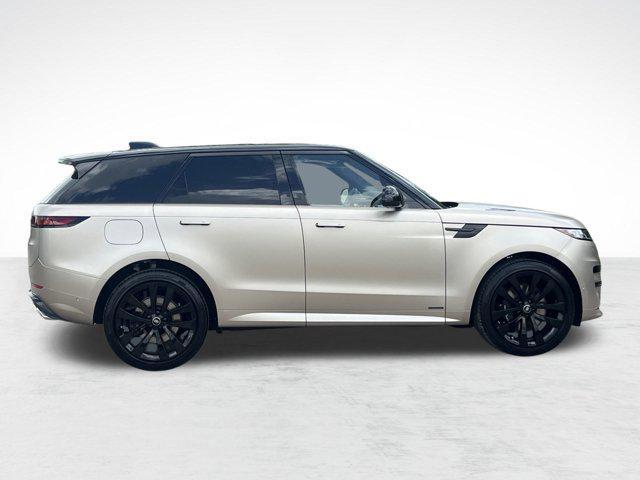 new 2025 Land Rover Range Rover Sport car, priced at $139,255