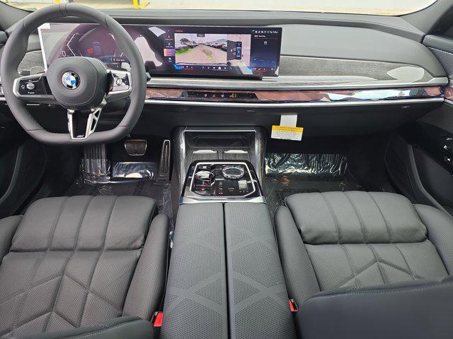 new 2025 BMW 760 car, priced at $129,735