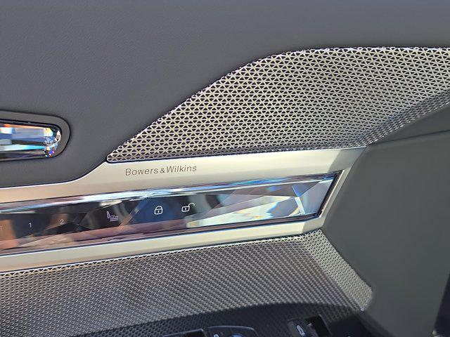 new 2025 BMW 740 car, priced at $104,485