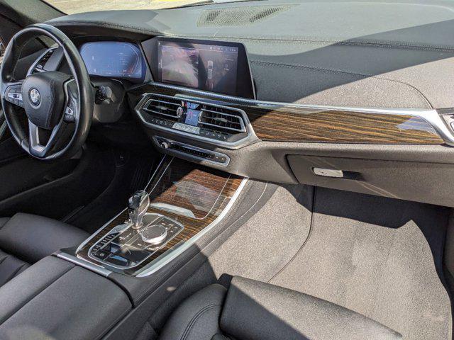 new 2025 BMW X7 car, priced at $101,525
