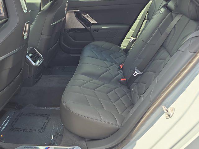 new 2025 BMW 760 car, priced at $132,125